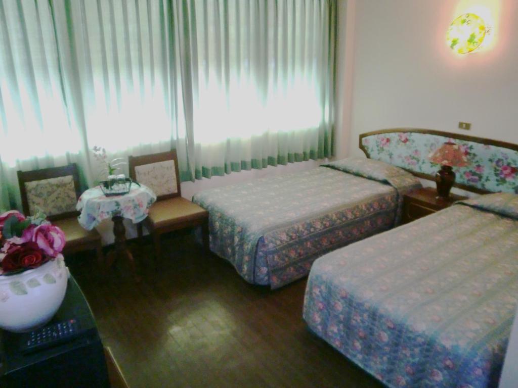 Royal Jommanee Hotel Nongkhai Nong Khai Zimmer foto